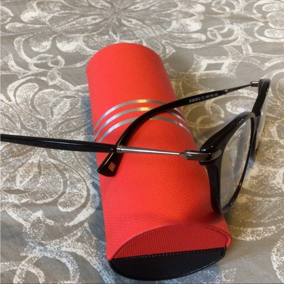 New Baus Exclusive Canadian Hand Made Black Classic Style Eyeglasses 54-16-142 - Picture 4 of 5